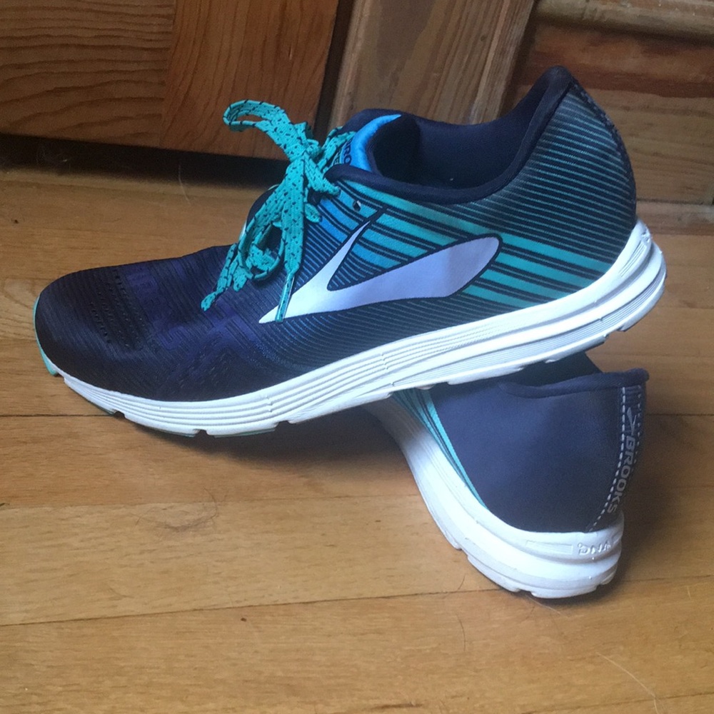 Women’s Brooks Hyperion 9.5 Running Shoes